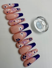 Load image into Gallery viewer, Lavender Nail Set
