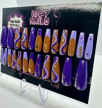 Cargar imagen en el visor de la galería, Purple Baddie Nails

