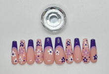 Load image into Gallery viewer, Daisy Nail Set

