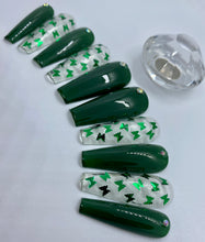 Load image into Gallery viewer, Dark Green Butterfly Nail Set
