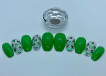 Load image into Gallery viewer, Green Butterfly Nail Set
