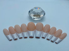 Load image into Gallery viewer, Nude French Tip Nail Set
