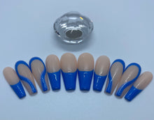 Load image into Gallery viewer, Love Blue Nail Set
