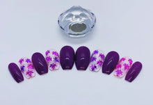 Load image into Gallery viewer, Magenta Leaf Nail Set
