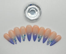 Load image into Gallery viewer, Blue Love Nail Set

