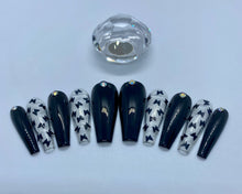 Load image into Gallery viewer, Black Butterfly Nail Set

