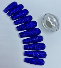Load image into Gallery viewer, Sparkly Dark Blue Nail Set
